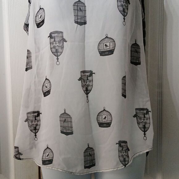 Penelope  white and black birdcage printed sleeveless semi sheer blouse Sz M EUC - Picture 2 of 7